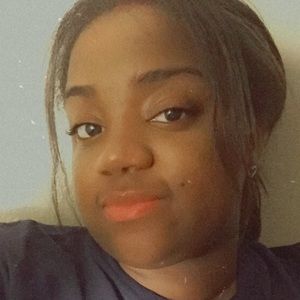 Meet your Posher, Deandria